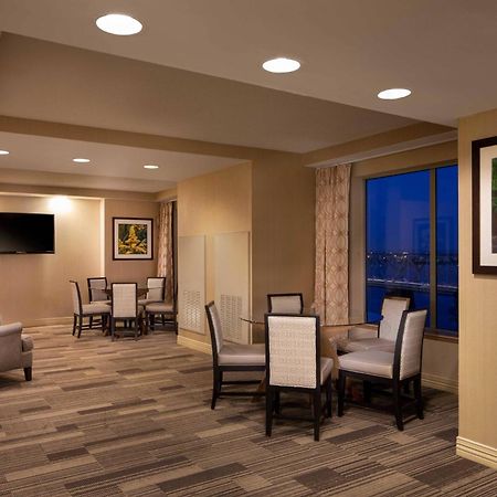 Sheraton Louisville Riverside Hotel Jeffersonville Buitenkant foto